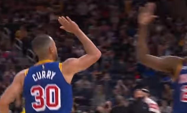 Steph Curry becomes NBA all-time 3-point leader, leaving Ray Allen in the dust