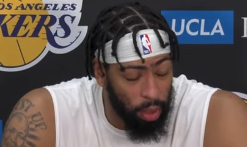 Lakers star Anthony Davis apparently can’t stop vomiting, suffering through illness