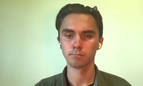 Former Phillies outfielder destroys David Hogg after hypocritical message about homeless people