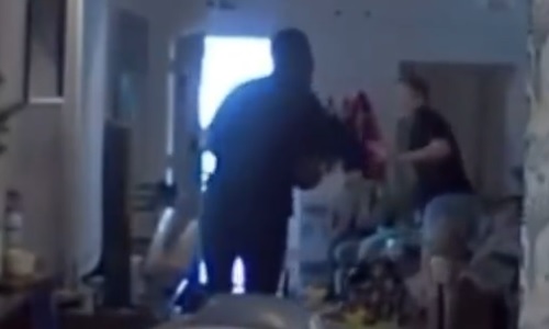 Video allegedly shows former NFL running back beating ex-gf in front of baby