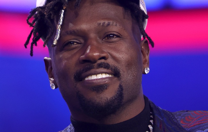 Antonio Brown wanted for attempted murder